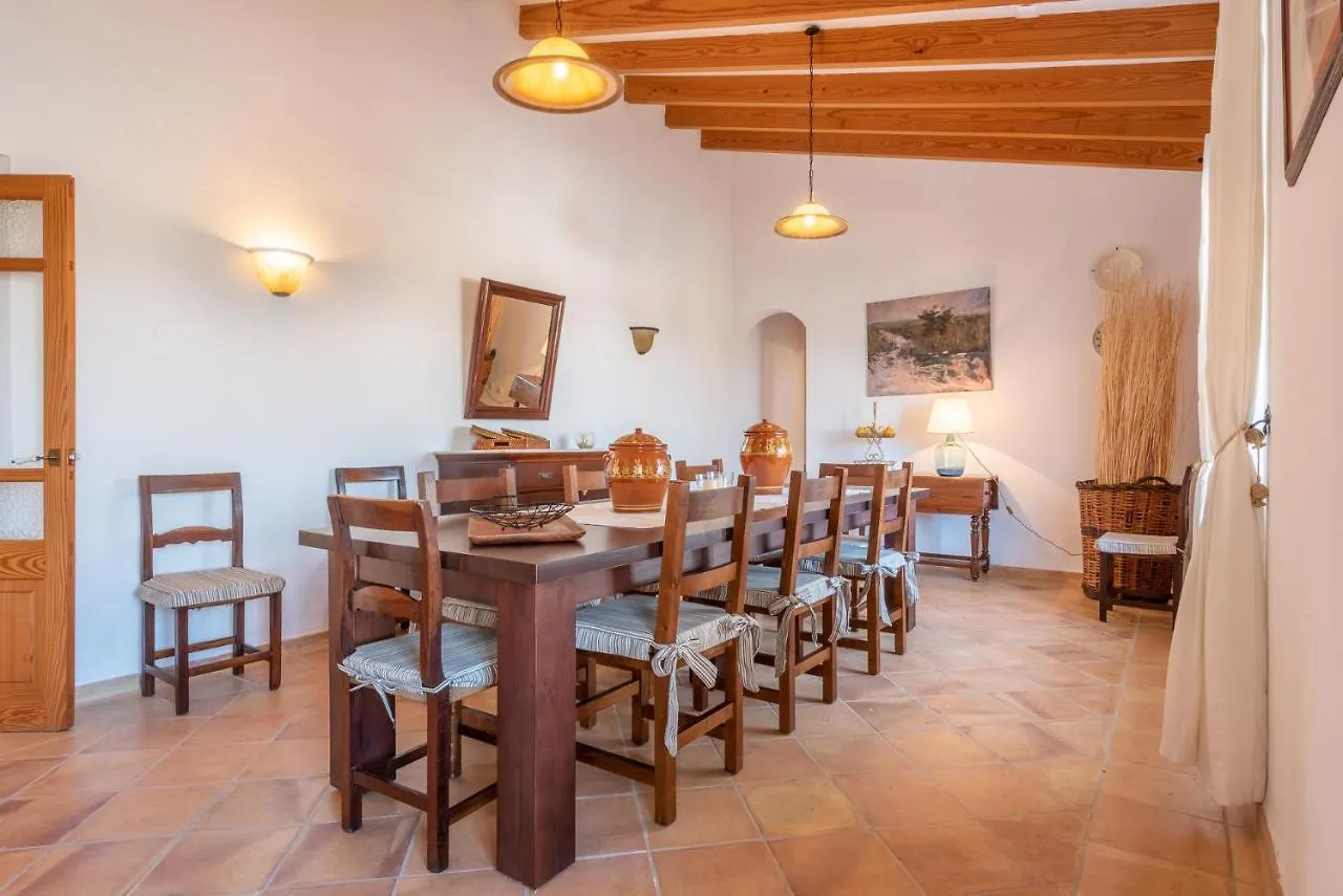 Finca Es Castellot Vell ヴィラフランカ・デ・ボナニー 0*,  スペイン